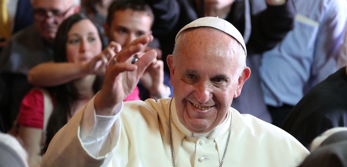 Papst Franziskus beim Besuch der Maria-Hilf-Basilika in Turin-Valdocco im Jahr 2015 anlässlich des 200. Geburtstags Don Boscos