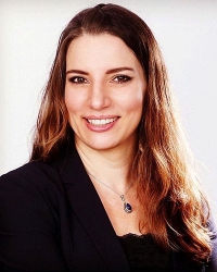 Porträt Dr. Isabella Helmreich