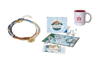 Armband, Spiel Sagaland und Tasse mit Don Bosco Logo