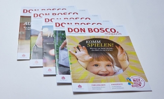 Don Bosco Magazin Hefte in Reihe